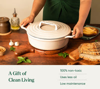 TitaniumClad™  Cast Iron Dutch Oven 27cm - Almond