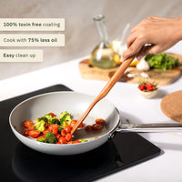 Frypan 24cm with glass lid - Himalayan Mist
