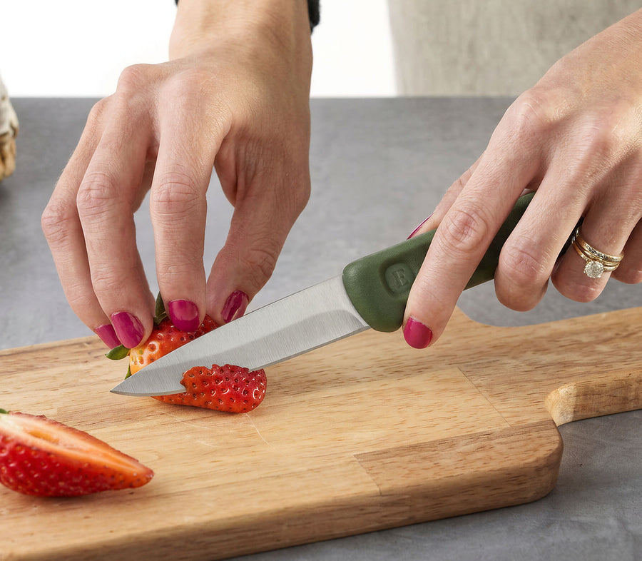 A GOOD GRIP GOES A LONG WAY.