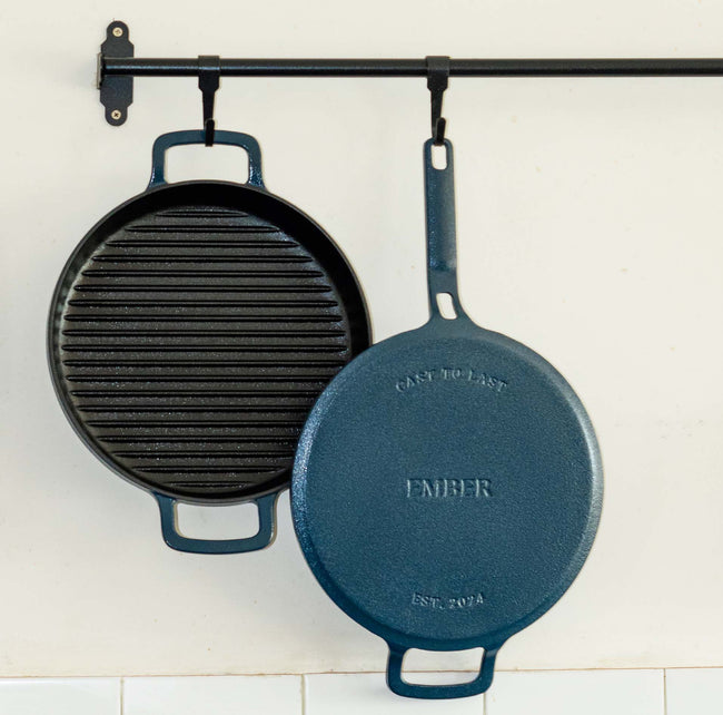 Pre-seasoned Cast Iron 