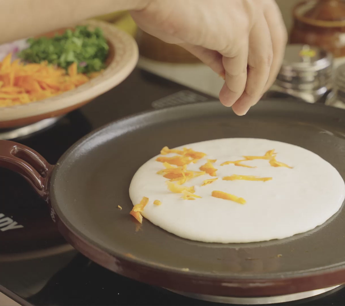 TitaniumClad™  Cast Iron Tawa 27cm - Sage