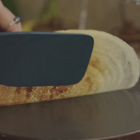 TitaniumClad™  Cast Iron Tawa 30cm - Wine