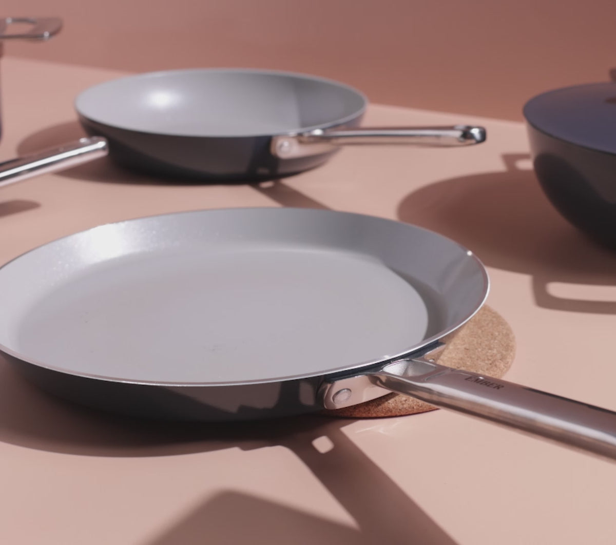 Flat Pan 28 cm - Nilgiri Blue
