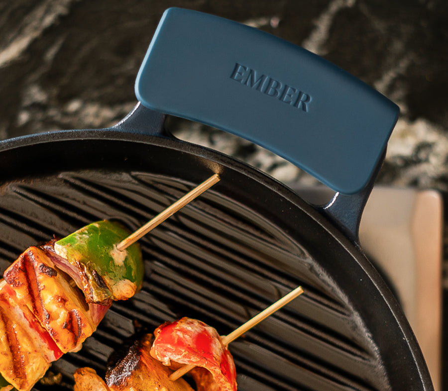 Protects from Handle Heat